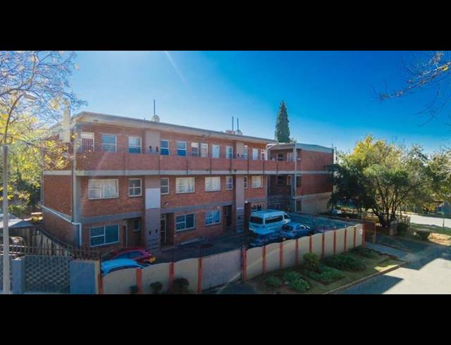 2 BEDROOM APARTMENT FOR SALE IN EDLEEN